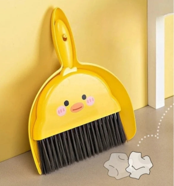 Dust pan and brush